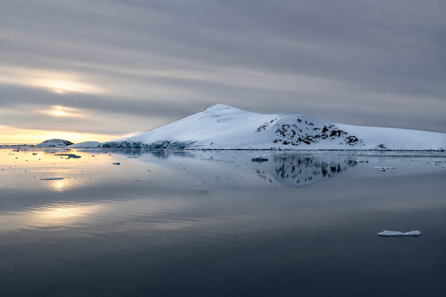 Le Maire Channel, Antarctic Peninsula